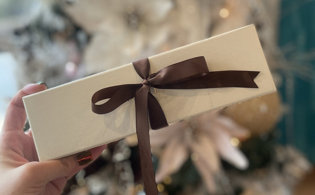 💕 How to Surprise Someone with Jewelry Without Giving It Away!