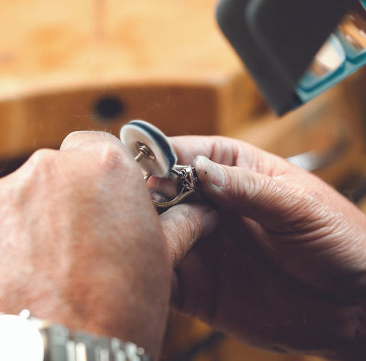 5 Signs your Jewelry needs Professional repair