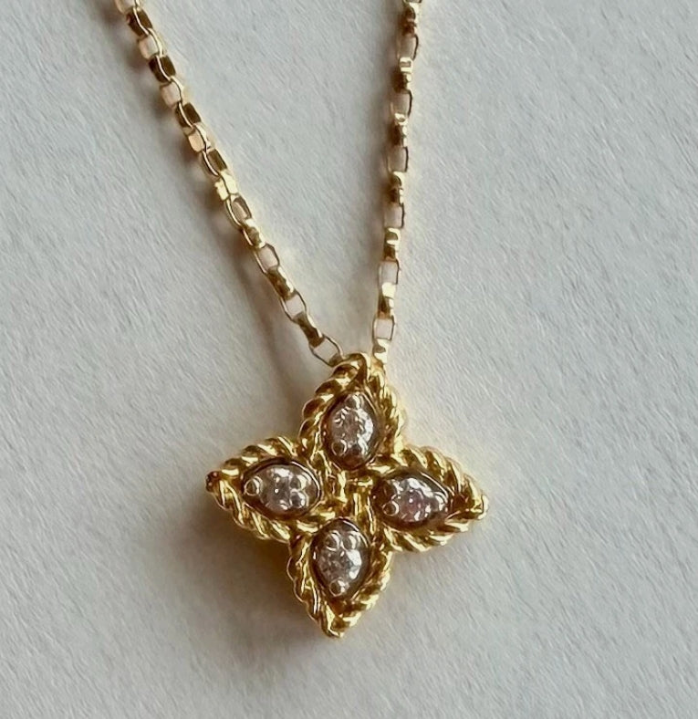 Roberto Coin princess Flower Necklace