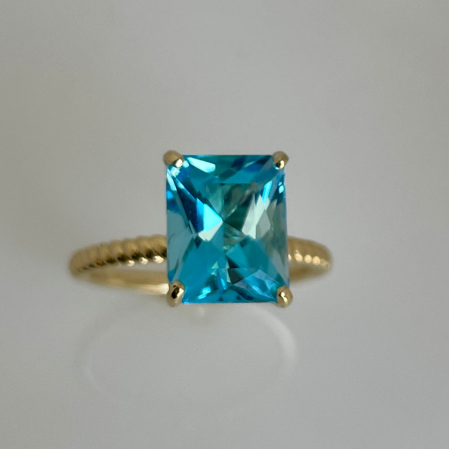 Swiss Blue Topaz Rin