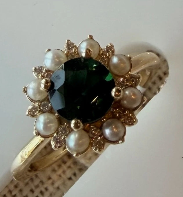 14KY Green Tourmaline Ring