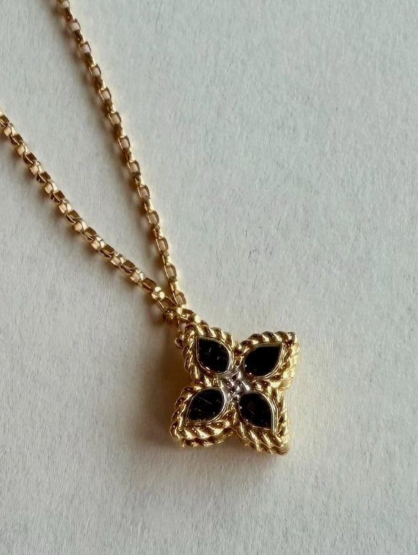 Roberto Coin princess Flower Necklace
